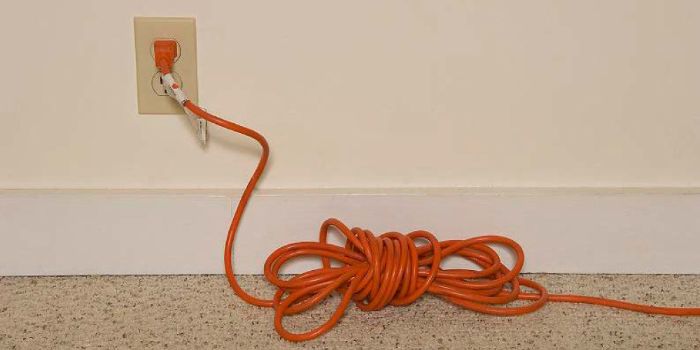 Extension Cord Voltage Drop image.